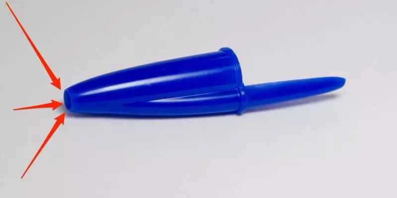 飛機窗戶為什麼有小孔?25個我們過去都在亂用的「日常用品真正用途」