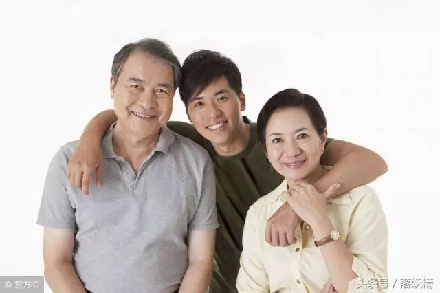兒子天天逼我賣養老房給他換大房,親生兒子果然不如貼身錢!