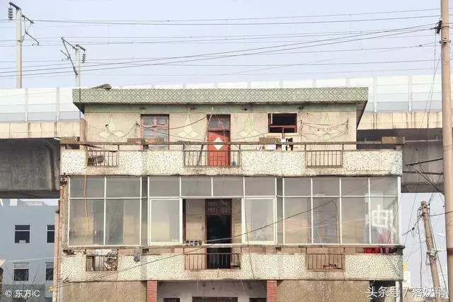 你爸都答應給我們十萬蓋房,我讓他打個欠條怎麼了?誰讓他們偏心