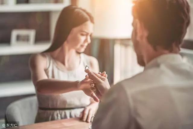 女友是扶哥魔,說她的婚前房要留給她侄子,還要我和她一起還貸!