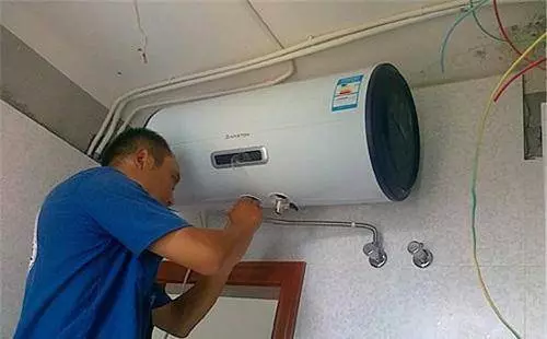 資深水電師傅透露「電熱水器10大忌」,看完嚇一跳我犯了不少