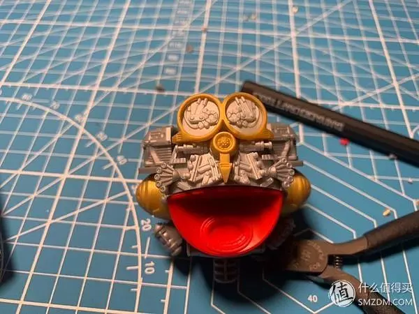 你不知道的哆啦A夢內部結構大揭秘!超精細模型製作