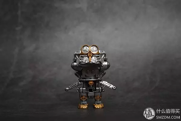 你不知道的哆啦A夢內部結構大揭秘!超精細模型製作