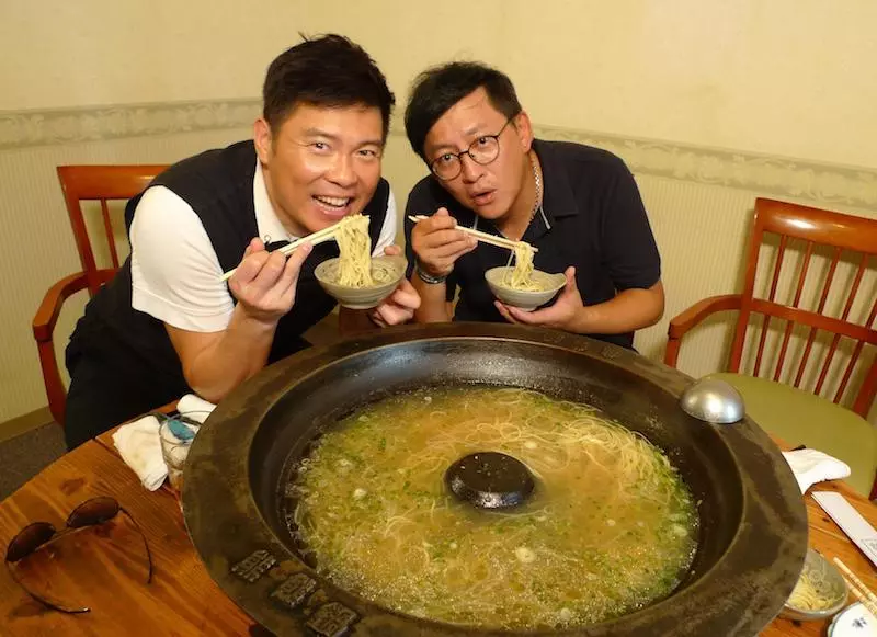 13年交情!詹姆士「餐廳一個月倒三間」急調頭寸,曾國城不金援「突然帶一群人上門」暖哭網友!