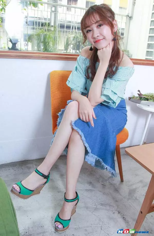 八點檔女星林玟誼工作累翻爆哭! 爸爸心疼喊「回來我養你!」 不想念書卻成「台大高材生」!