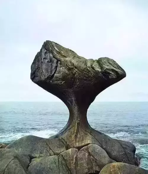 盤點地球上那些奇葩的大石頭,石頭你鬧哪樣~