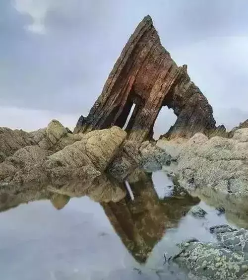 盤點地球上那些奇葩的大石頭,石頭你鬧哪樣~