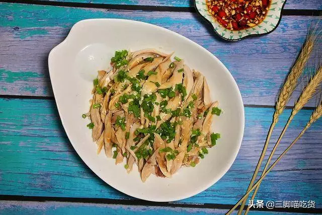 雞腿新做法,老公最愛吃的下飯菜,蔥香四溢,比豬肉受歡迎,好吃