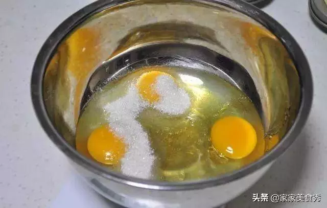 老媽自製「雞蛋糕」,不加一滴水,不加一滴油,外酥里嫩超正宗