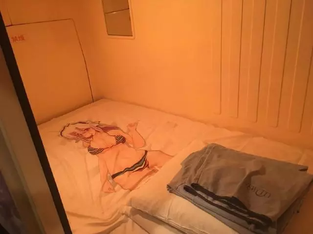 日本出現動漫主題膠囊旅館,裡邊全是抱枕