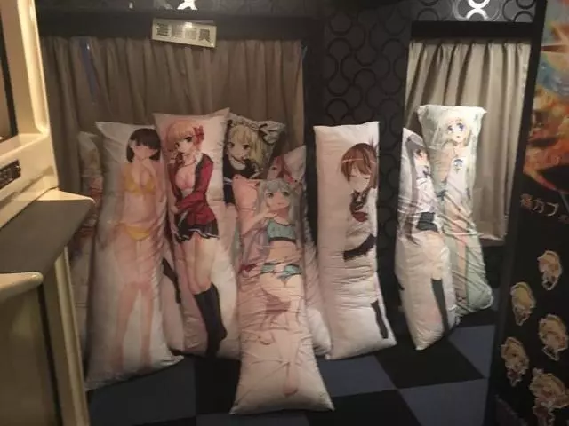 日本出現動漫主題膠囊旅館,裡邊全是抱枕