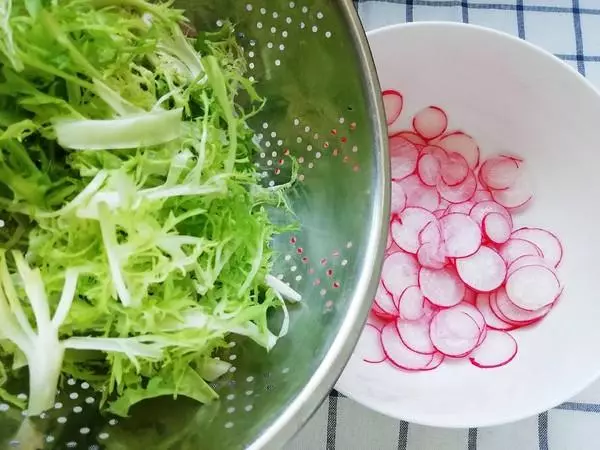 有「這3種」症狀的人,一定要多生吃蘿蔔,預防心腦血管疾病!