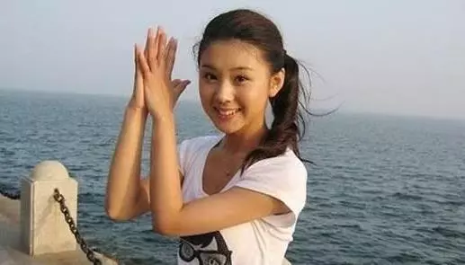 長了一張娃娃臉,老公為她不再接吻戲,生完孩子今33歲像18歲!