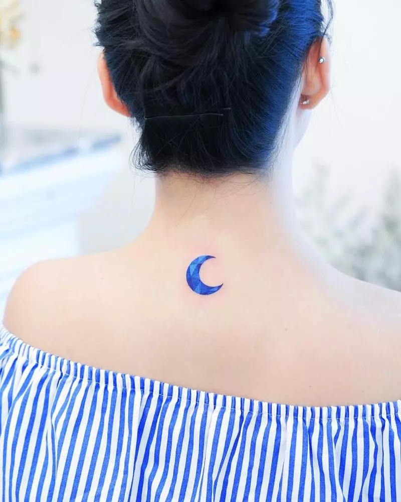 25張其實真的不會痛的「文藝風刺青」 肩膀灑出星星海超夢幻♥