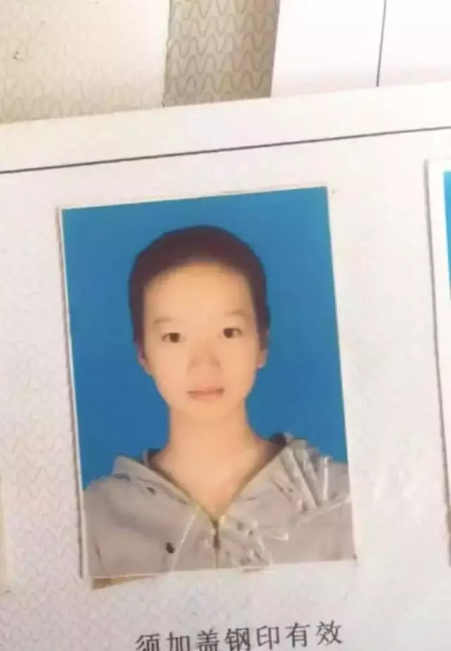 6張證件照證明「化妝根本就是妖術」 黃皮暴牙小妹→韓系白皙正妹!