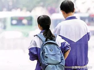 小姑子:嫂子還是個大學生呢,有手有腳的不出去工作,我真瞧不起