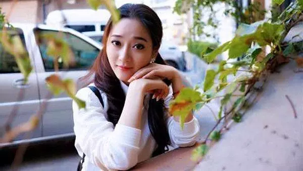 准婆婆大方給十萬彩禮,大姑姐一個舉動,我對男友笑著說分手!