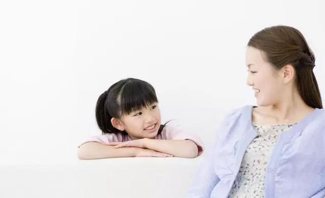 懷孕7個月查出胎兒沒有手腳,孕媽不忍放棄,用愛和責任為殘疾女兒插上翅膀