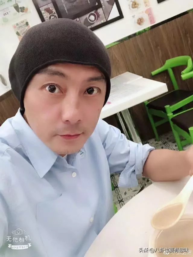 繼佘詩曼後,53歲的張衛健開濾鏡拍照後也嚇壞了網友
