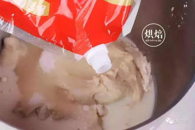 突然之間躥紅的奶昔麵包 一起揭秘它賣瘋的理由……