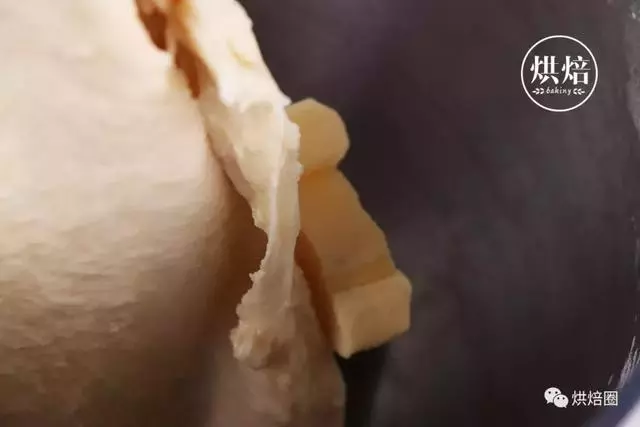 突然之間躥紅的奶昔麵包 一起揭秘它賣瘋的理由……