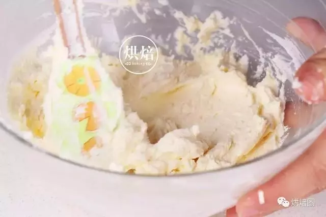 突然之間躥紅的奶昔麵包 一起揭秘它賣瘋的理由……