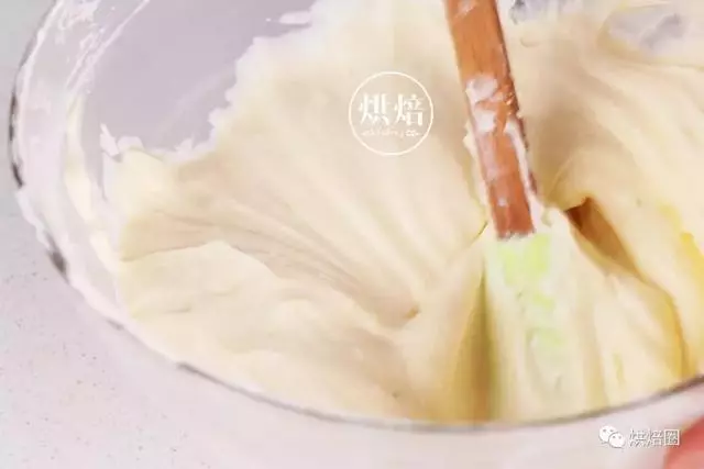 突然之間躥紅的奶昔麵包 一起揭秘它賣瘋的理由……