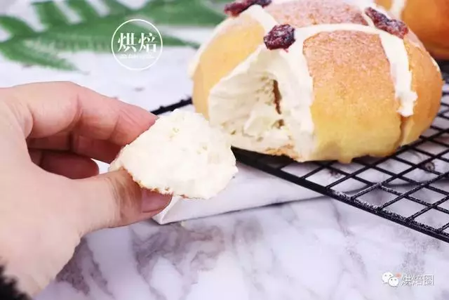 突然之間躥紅的奶昔麵包 一起揭秘它賣瘋的理由……