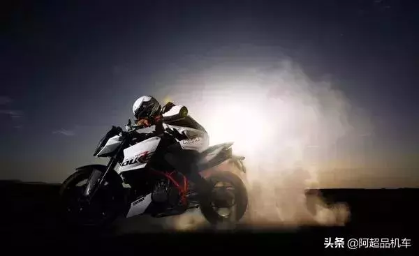 男人為什麼一定要騎摩托?
