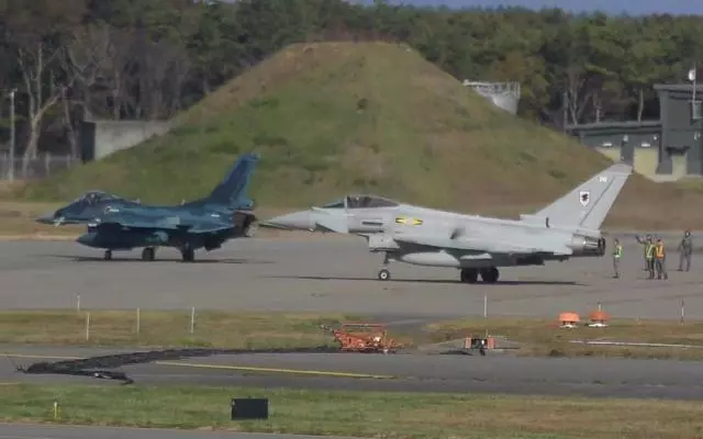 越南印度空軍全面敗北:英國颱風戰機緊急部署出口 殲10怕它嗎?