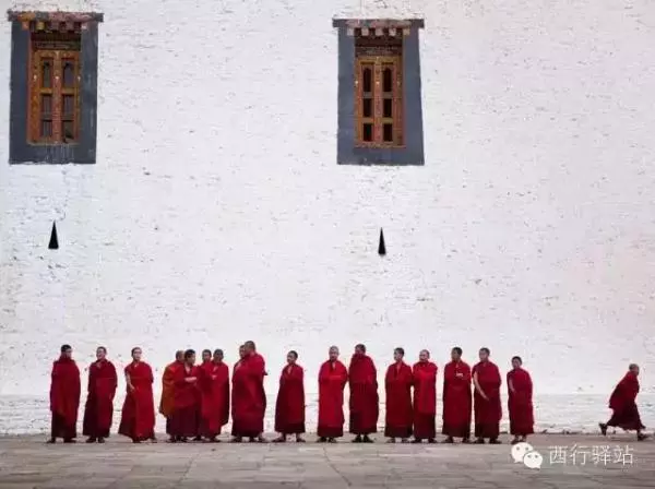 路是自己走的!人生苦短,這「五別」做到了...此生沒遺憾