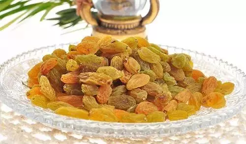 一直把葡萄乾當零食吃,現在才知道,原來我的病都是因為它才改善的!