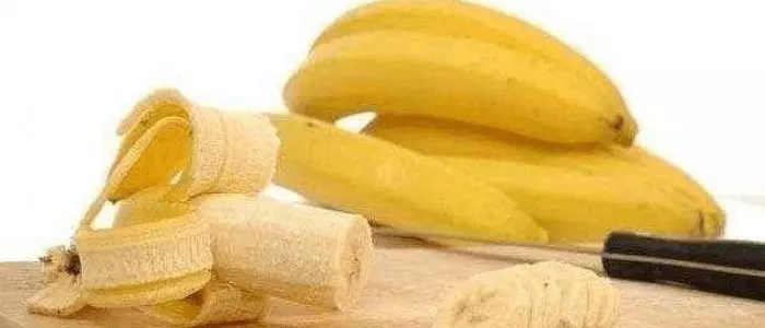 香蕉致癌?!醫生告誡:香蕉和它一起吃比「砒霜」還毒!