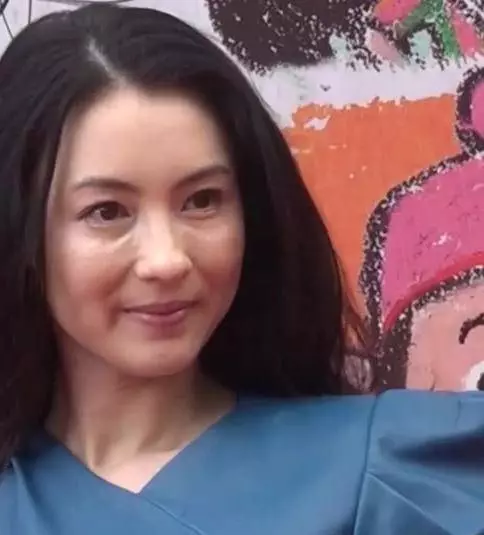 張柏芝關掉濾鏡,關掉美顏,瞬間原形畢露,網友:讓我冷靜一下
