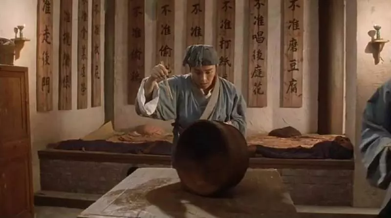 《唐伯虎點秋香》這場戲是臨時加的,現在看一次笑噴一次