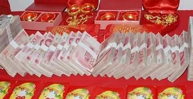 岳母家拆遷得500萬,哥哥說嫁出去就是客人,妻子:我就是客人