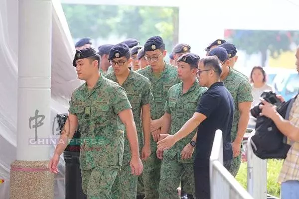 【馮偉衷走了】軍隊兄弟都來了,送偉衷最後一程!