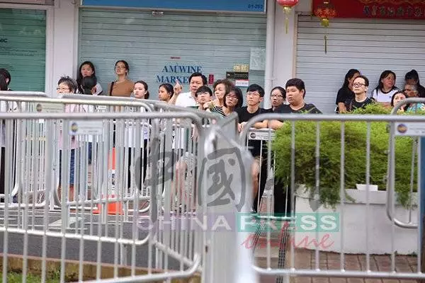 【馮偉衷走了】軍隊兄弟都來了,送偉衷最後一程!