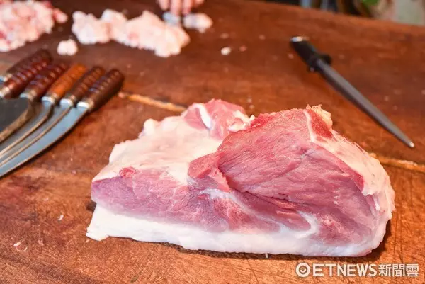 女兒轉行「跑去菜市場賣豬肉」被媽媽嫌沒出息 內行曝5年後絕對「領得比上班族還多」