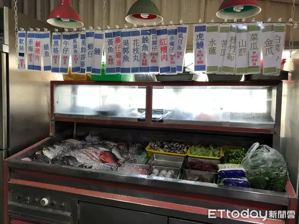 影/炒螺肉急買米酒!他回家一看「60隻蝸牛全逃亡」傻了:母湯
