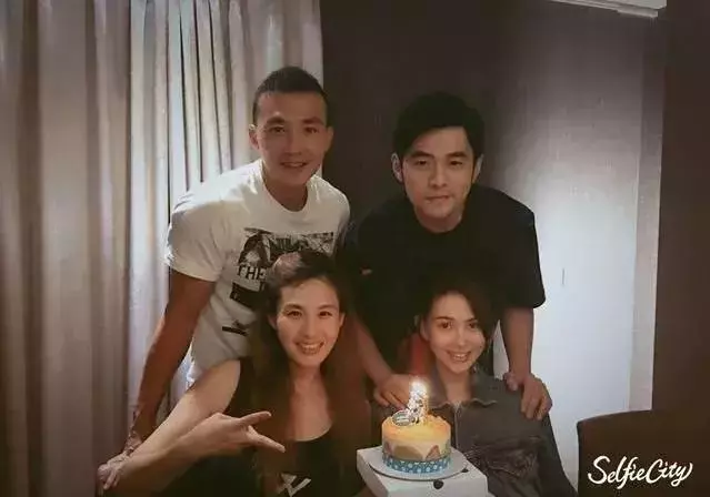周傑倫落魄時唯有他在,周董女兒唯一的乾爹,坦言:傑倫紅就好!
