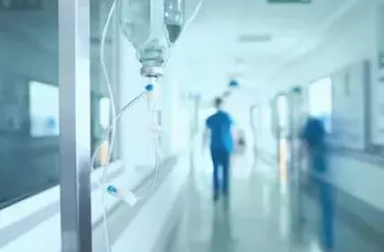 最無助童年陰影!身體一有變化就被拎去醫院 20年後才發現「真正生病的根本是媽媽」