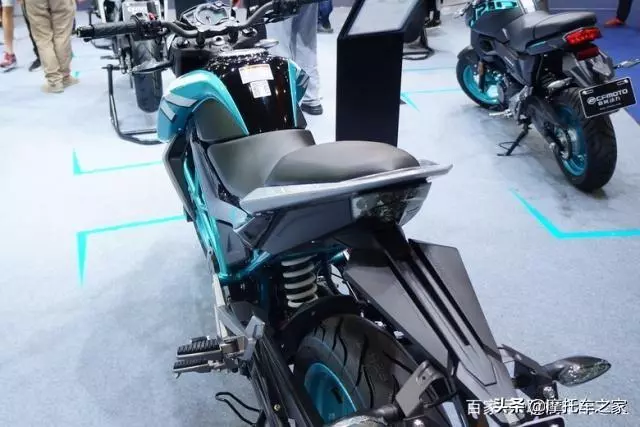 國內唯一一款150摩托車,單缸帶ABS,摩友最愛的車款