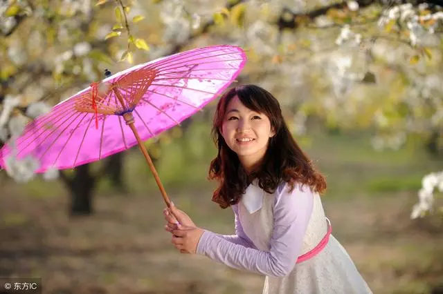 「老婆,我姐姐離婚了,住我家天經地義,你受不了就離婚」「好」