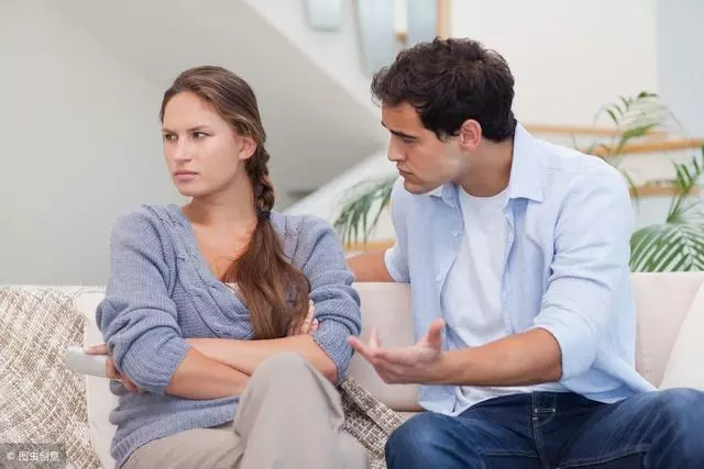 「老婆,我姐姐離婚了,住我家天經地義,你受不了就離婚」「好」