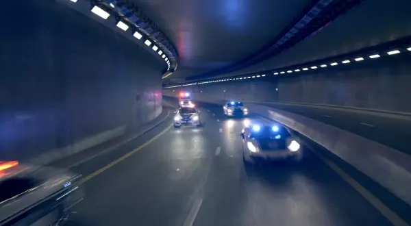 杜拜沒有最狂只有更狂!這支集結「千萬超跑」的車隊一開上路,連飆車族都害怕到不出門!