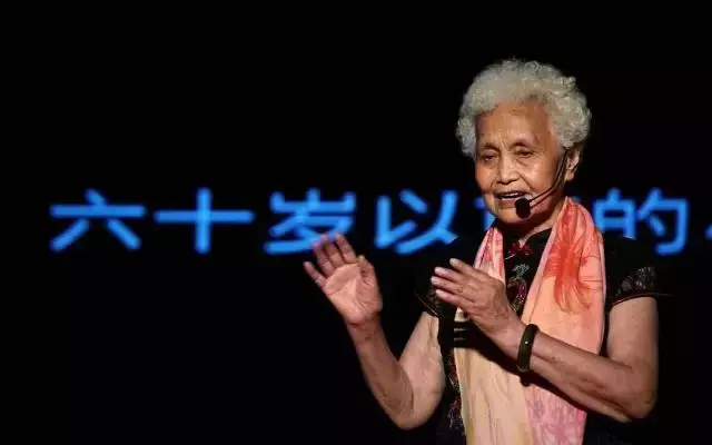 她不只是家庭主婦!「 60歲才識字」76歲成作家 辛苦一生終於「能為理想活」:沒有什麼是太晚的