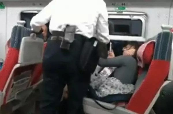 普悠瑪上「大聲播放佛經」騷擾乘客,列車長屢勸不聽甚至「被無影腳伺候」!網友:自私!