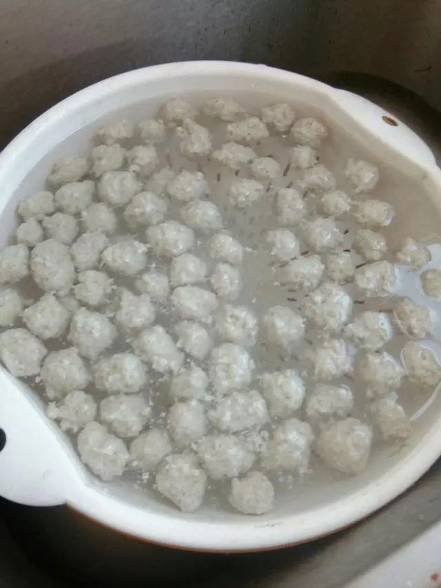 肉丸子的15道做法,過年必備美食,家家團團圓圓過大年!