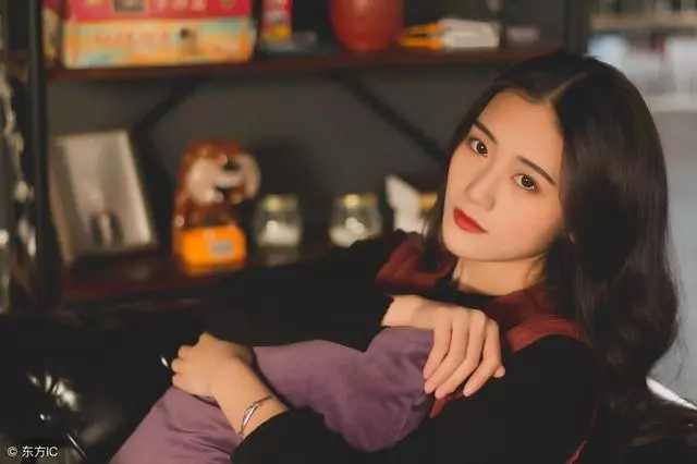 「老婆你別緊張,我就是參加個同學聚會,沒想出軌」